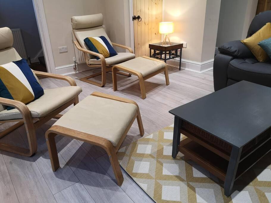 Biskey Bowness Apartment Bagian luar foto