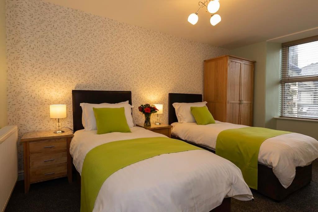 Biskey Bowness Apartment Bagian luar foto